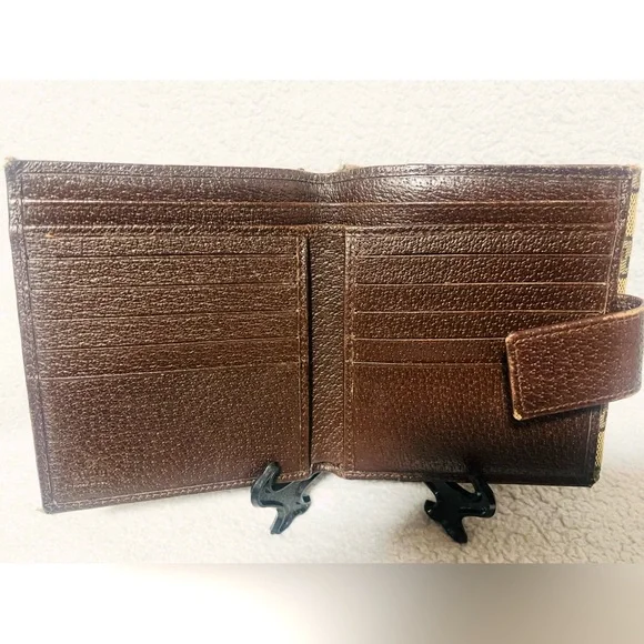 Gucci Eclipse Monogram Compact Wallet - Picture 4 of 13